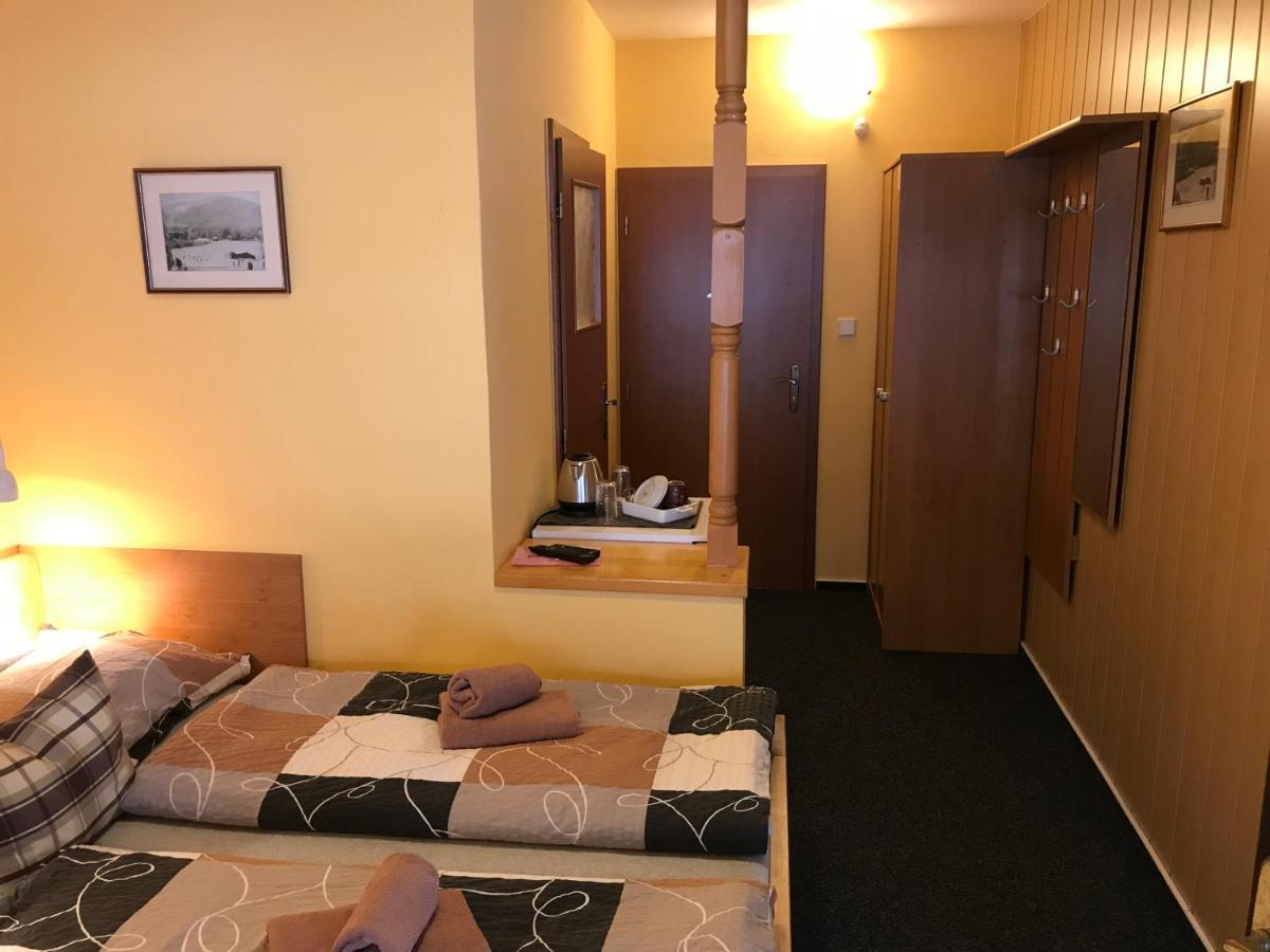Pension Aura Spicak, Nektere Pokoje Se Saunou Železná Ruda المظهر الخارجي الصورة